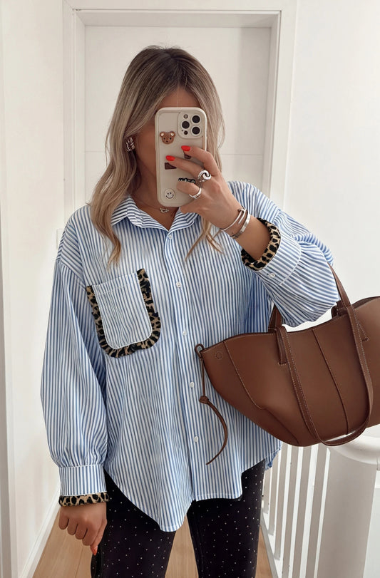 CHEMISE OVERSIZE À RAYURES ET LÉOPARD