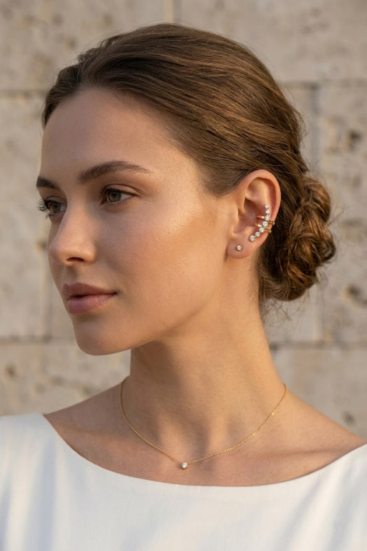 Mono Boucle d’Oreille Strass Cartilage – Éclat Moderne et Tendance